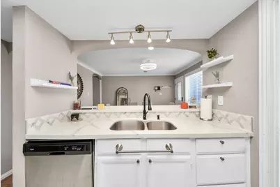 781 Country Place Drive #2043, Houston, TX 77079 - Photo 27