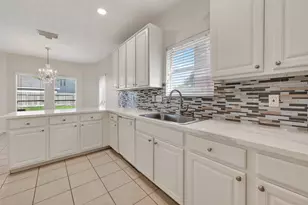11931 McKinney Falls Ln, Sugar Land, TX 77498 - Photo 15