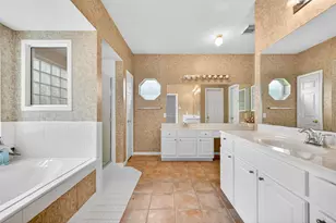 11931 McKinney Falls Ln, Sugar Land, TX 77498 - Photo 23