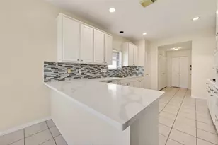 11931 McKinney Falls Ln, Sugar Land, TX 77498 - Photo 17