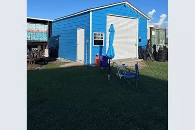1129 & 1135 N Monkhouse Drive, Crystal Beach, TX 77650 - Photo 11