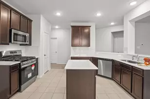 8414 Red Shiner Wy, Fulshear, TX 77441 - Photo 11