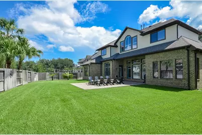 2015 Shadow Bend Drive, Sugar Land, TX 77479 - Photo 9