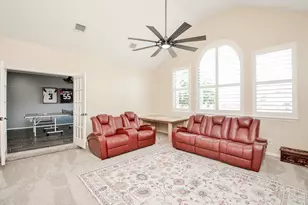 2015 Shadow Bend Dr, Sugar Land, TX 77479 - Photo 25
