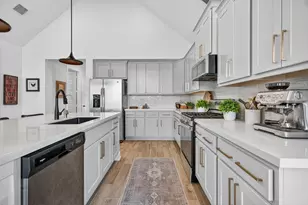 31418 Golden Cliffs Ln, Fulshear, TX 77441 - Photo 13