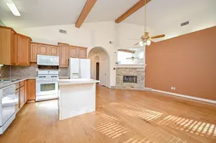 26824 Victory Ln, Spring, TX 77386 - Photo 9