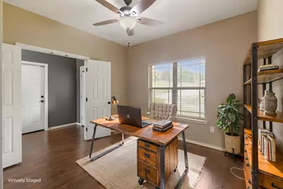 525 Oak Tree Lane, Franklin, TX 77856 - Photo 11