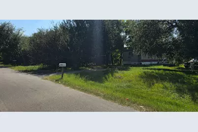 730 13th Street, Dickinson, TX 77539 - Photo 11