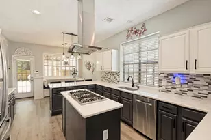 76 E Stony End Pl, The Woodlands, TX 77381 - Photo 9