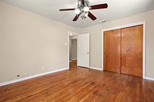 108 N 7th St, Highlands, TX 77562 - Photo 17