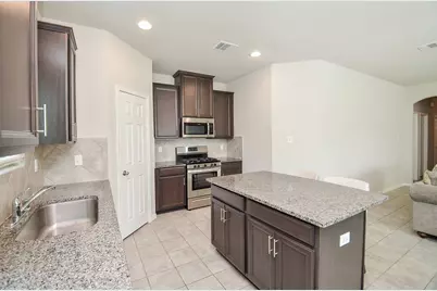 13312 Colby Meadow Drive, Houston, TX 77048 - Photo 7