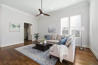 1360 W 25th Street, Houston, TX 77008 - Photo 7
