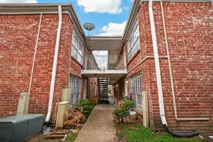 9201 Clarewood Dr, Houston, TX 77036 - Photo 1