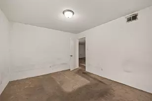 9201 Clarewood Dr, Houston, TX 77036 - Photo 23