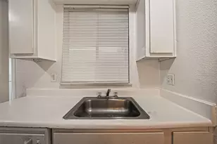 9201 Clarewood Dr, Houston, TX 77036 - Photo 17