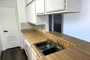 741 James St, Tomball, TX 77375 - Photo 9