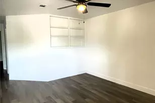 741 James St, Tomball, TX 77375 - Photo 3