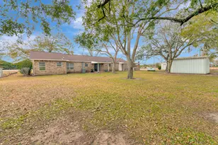 1840 Loop 522, Ganado, TX 77962 - Photo 41