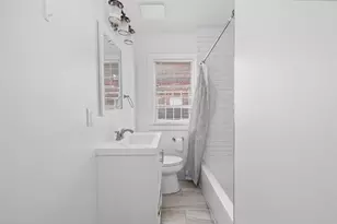 1740 Wroxton Ct, Houston, TX 77005 - Photo 9