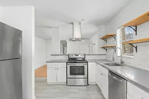 1740 Wroxton Ct, Houston, TX 77005 - Photo 7