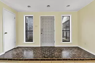 9842 Pinehurst St, Baytown, TX 77521 - Photo 3