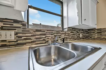 9842 Pinehurst Street, Baytown, TX 77521 - Photo 13