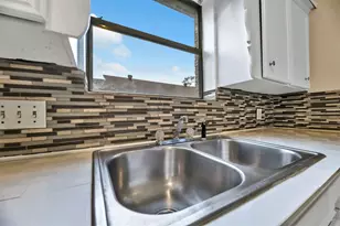 9842 Pinehurst St, Baytown, TX 77521 - Photo 13