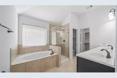 8403 Creekside Timbers Drive, Tomball, TX 77375 - Photo 19