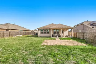 211 White Wing Ln, Sealy, TX 77474 - Photo 43