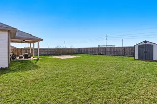 211 White Wing Ln, Sealy, TX 77474 - Photo 45