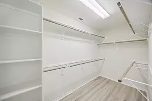 4017 Delta Rose St, Houston, TX 77018 - Photo 17