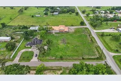 5930 County Road 396, Alvin, TX 77511 - Photo 1