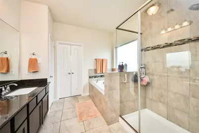 1640 Canchola Lane, League City, TX 77573 - Photo 9