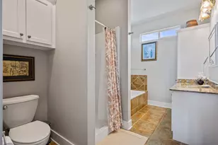 1040 N Gayle St, Gilchrist, TX 77617 - Photo 37