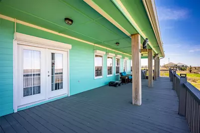 1040 N Gayle Street, Gilchrist, TX 77617 - Photo 19