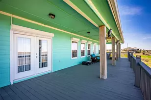 1040 N Gayle St, Gilchrist, TX 77617 - Photo 19