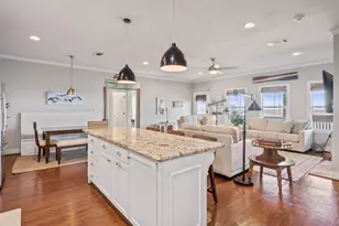 1040 N Gayle St, Gilchrist, TX 77617 - Photo 33