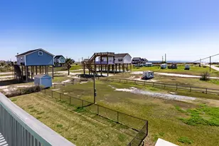 1040 N Gayle St, Gilchrist, TX 77617 - Photo 49