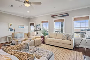 1040 N Gayle St, Gilchrist, TX 77617 - Photo 23