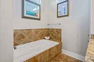 1040 N Gayle St, Gilchrist, TX 77617 - Photo 39