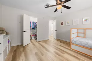 727 Bunker Hill Rd, Houston, TX 77024 - Photo 25