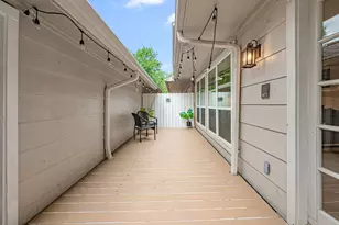 727 Bunker Hill Rd, Houston, TX 77024 - Photo 29