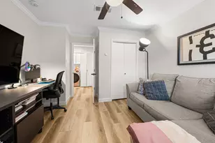 727 Bunker Hill Rd, Houston, TX 77024 - Photo 13