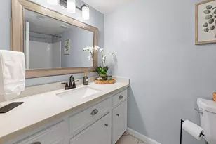 727 Bunker Hill Rd, Houston, TX 77024 - Photo 15
