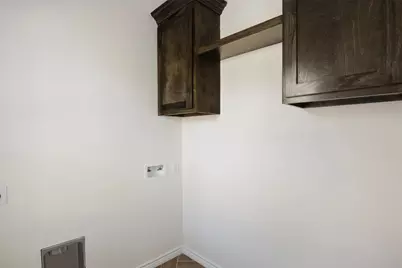 807 E Brown Street, Hearne, TX 77859 - Photo 19