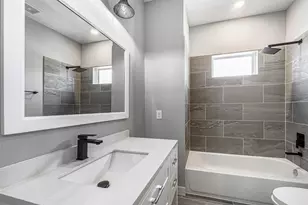 8475 Berry Brush, Houston, TX 77022 - Photo 25