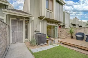 7080 Greenway Chase St, Houston, TX 77072 - Photo 3