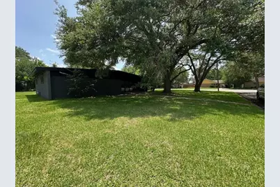 3900 Aggie Drive, Bay City, TX 77414 - Photo 27