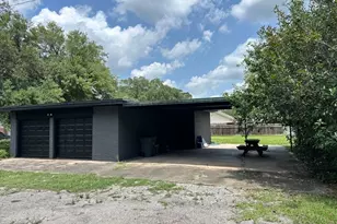 3900 Aggie Dr, Bay City, TX 77414 - Photo 3