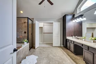 5409 Zephyr Ln, Willis, TX 77318 - Photo 33